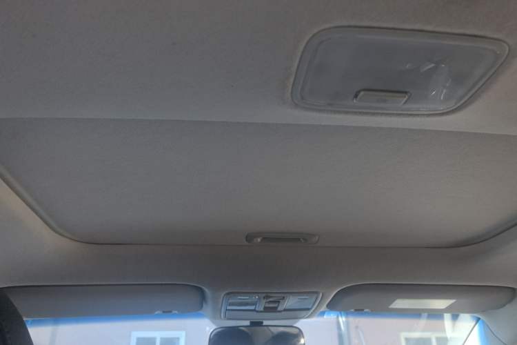 Used Kia K3 2015 1.6L Automatic GLS Headliner