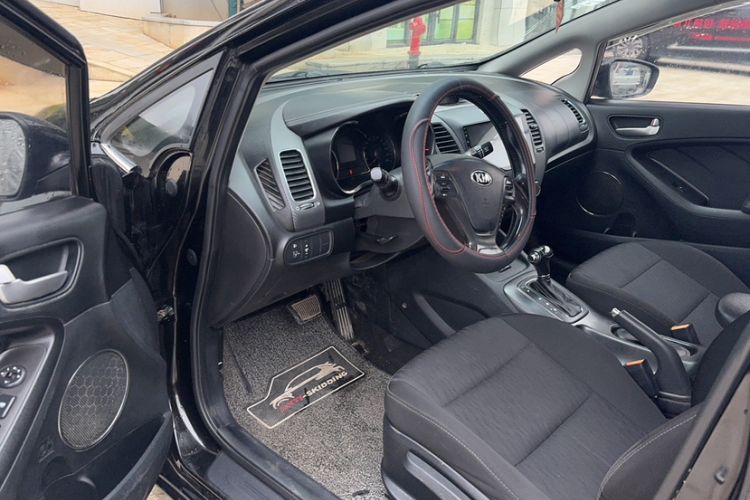 Used Kia K3 2015 1.6L Automatic GLS Interior 2