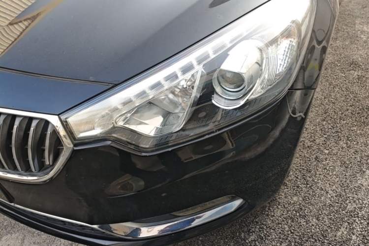 Used Kia K3 2015 1.6L Automatic GLS Left Front Headlight