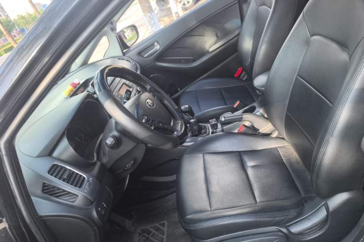 Used Kia K3 2015 1.6L Manual GLS Left Front Seat