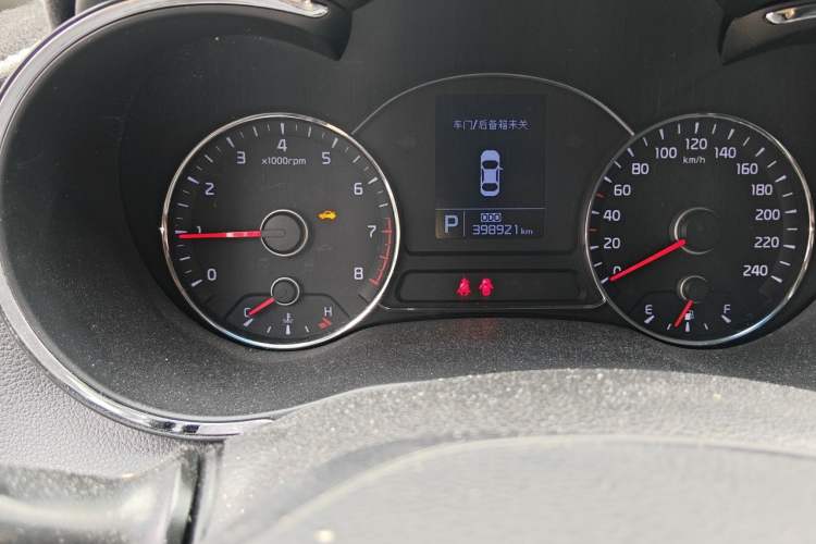 Used Kia K3 2015 1.6L Automatic GL Odometer Close Up