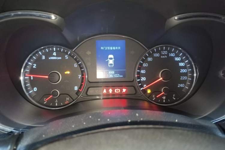 Used Kia K3 2015 1.6L Automatic GLS Odometer Close Up