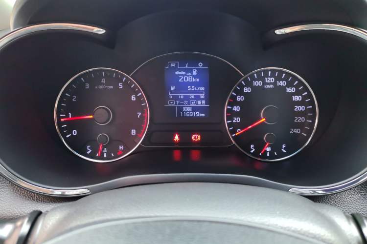 Used Kia K3 2015 1.6L Manual GL Odometer Close Up