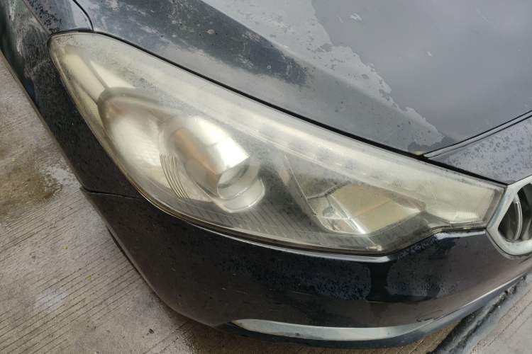 Used Kia K3 2015 1.6L Manual GLS Right Front Headlight