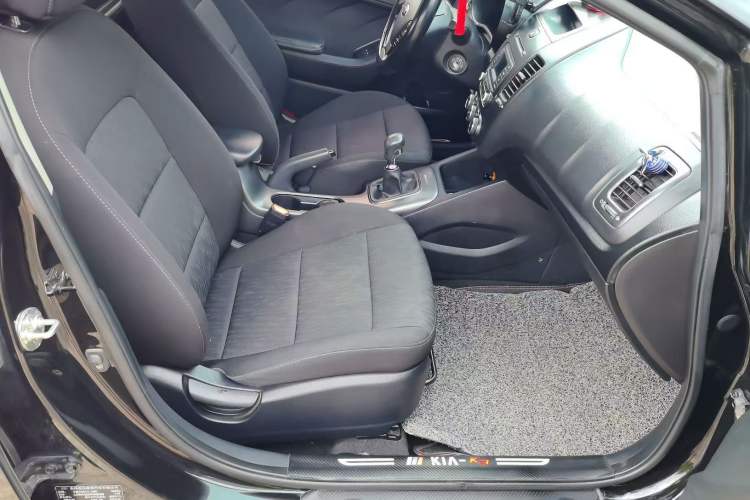 Used Kia K3 2015 1.6L Manual GL Right Front Seat