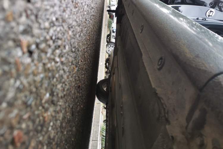 Used Kia K3 2015 1.6L Manual GL Right Side Sill