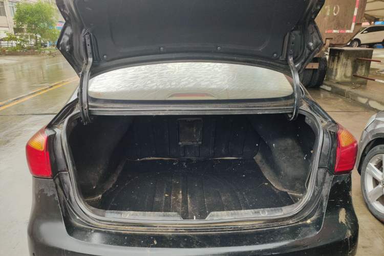 Used Kia K3 2015 1.6L Manual GLS Trunk
