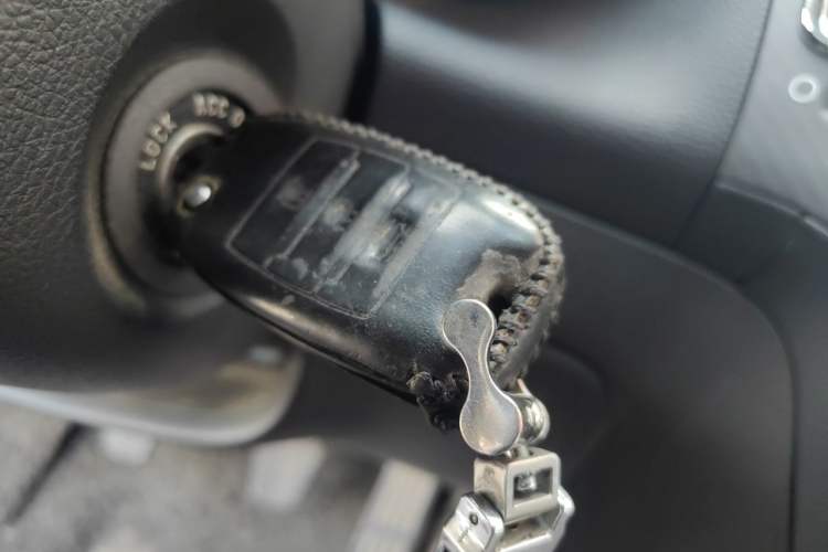 Used Kia K3 2015 1.6L Manual GLS Vehicle Key