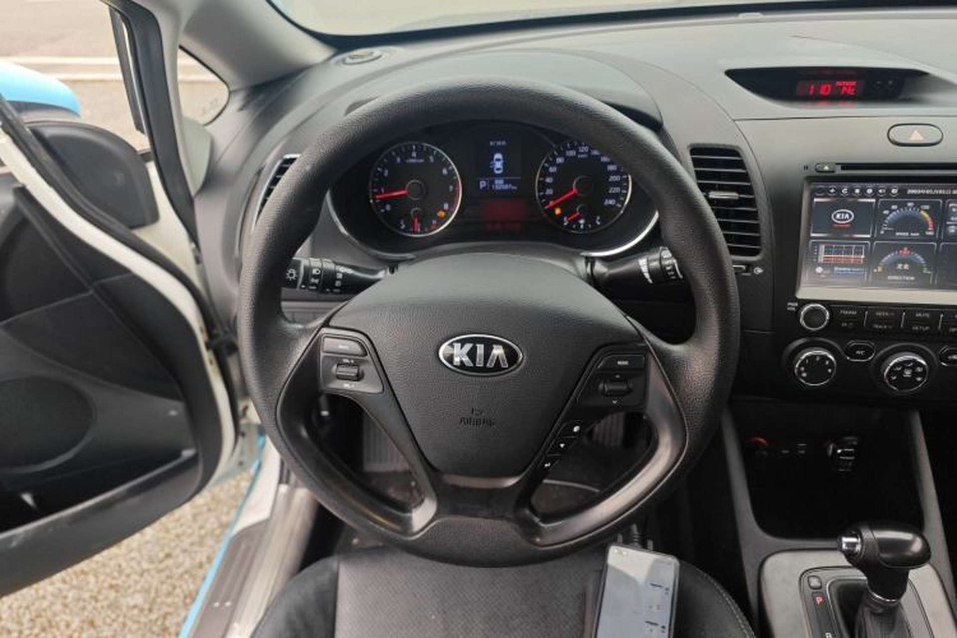 Used Kia K3 2015 1.6L Automatic GL Steering Wheel