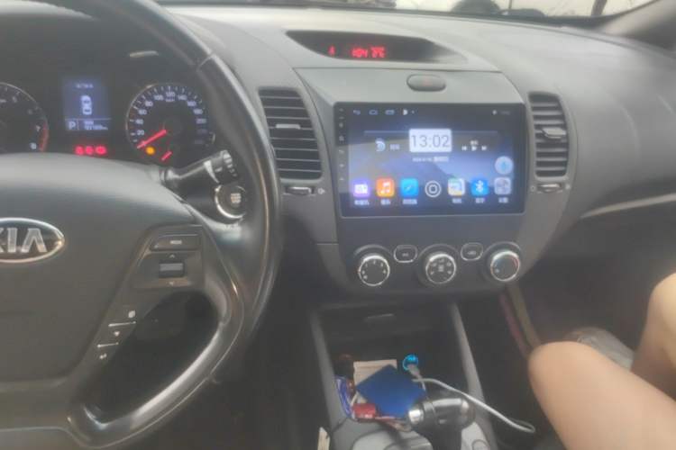 Used Kia K3 2015 1.6L Automatic GLS Audio And AC Panel