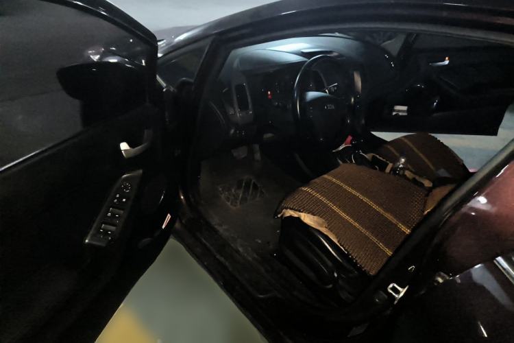 Used Kia K3 2015 1.6L Automatic GLS Driver Seat