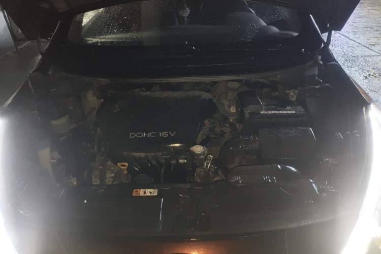 Used Kia K3 2015 1.6L Manual GL Engine Bay