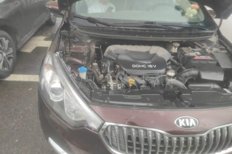 Used Kia K3 2015 1.6L Automatic GLS Engine Bay Right