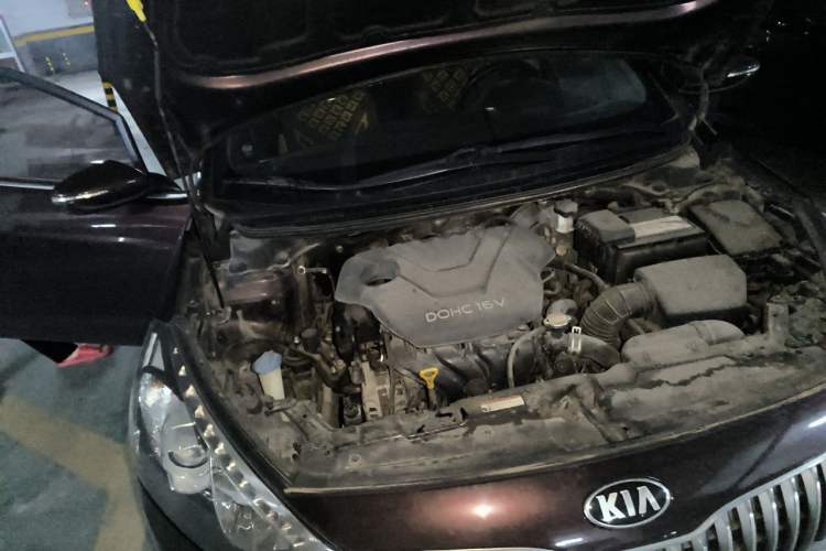 Used Kia K3 2015 1.6L Automatic GLS Engine Bay Right