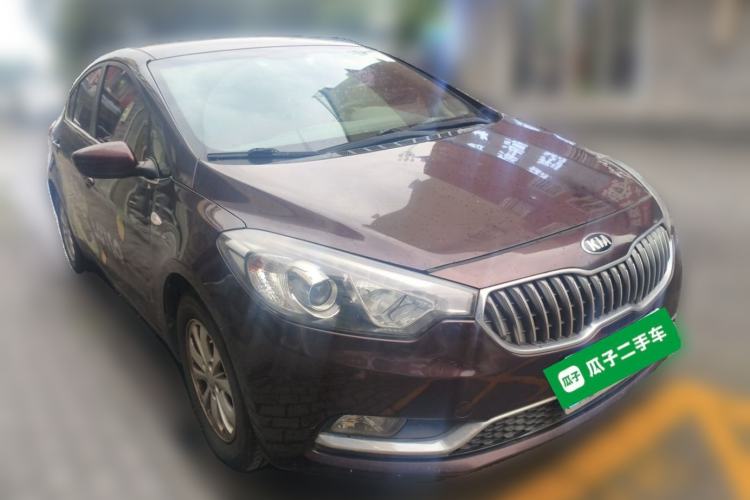 Used Kia K3 2015 1.6L Manual GL Front Right 45 Deg