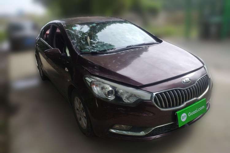 Used Kia K3 2015 1.6L Manual GL Front Right 45 Deg