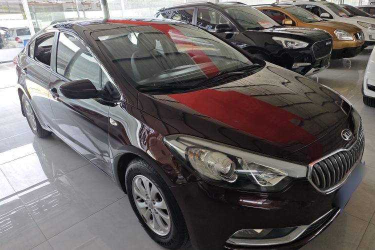 Used Kia K3 2015 1.6L Manual GL Front Right 45 Deg