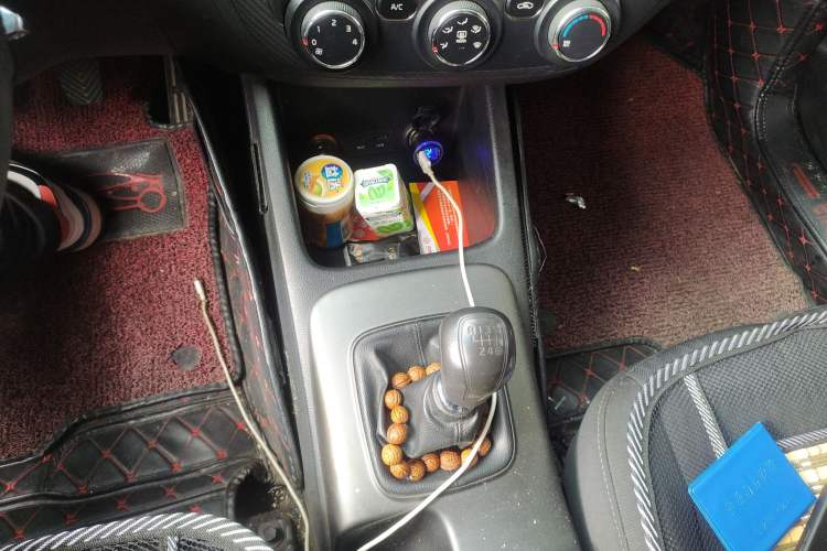 Used Kia K3 2015 1.6L Manual GL Gear Lever