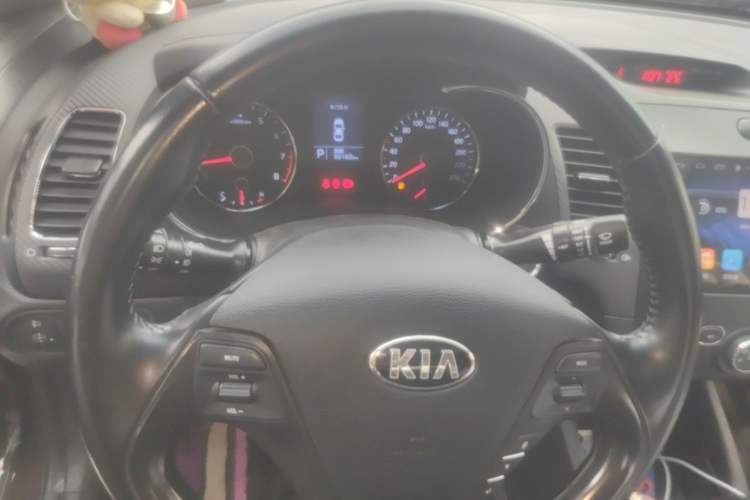 Used Kia K3 2015 1.6L Automatic GLS Instrument Cluster