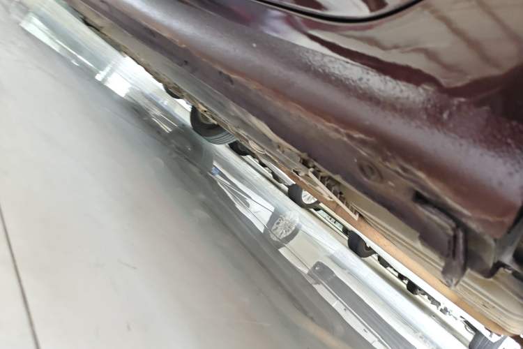 Used Kia K3 2015 1.6L Manual GL Left Side Sill