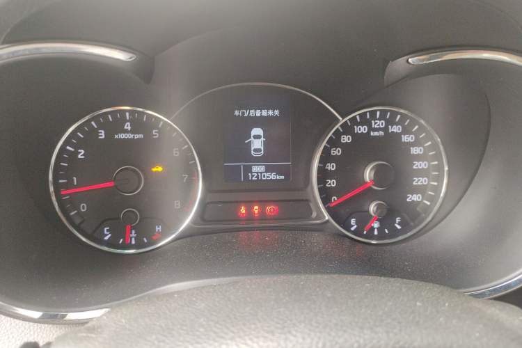 Used Kia K3 2015 1.6L Manual GL Odometer Close Up