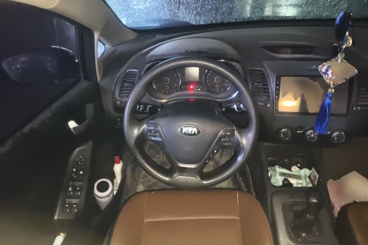 Used Kia K3 2015 1.6L Manual GL Steering Wheel