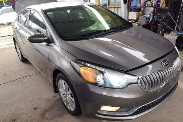 Used Kia K3 2015 1.6L Automatic GLS Exterior 1