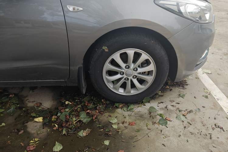 Used Kia K3 2015 1.6L Manual GL Exterior 1