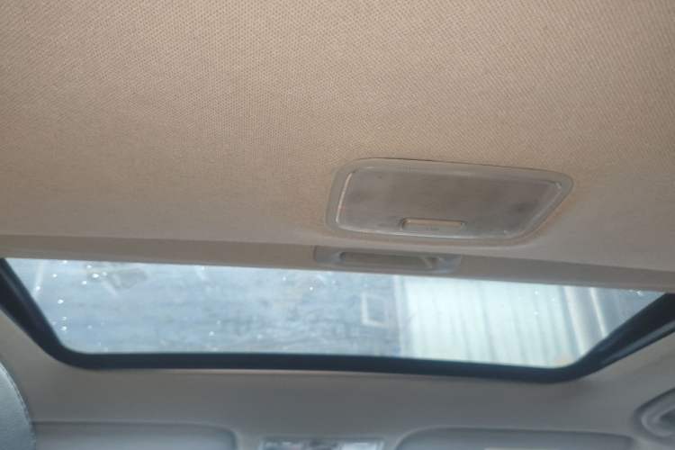 Used Kia K3 2015 1.6L Automatic DLX Headliner