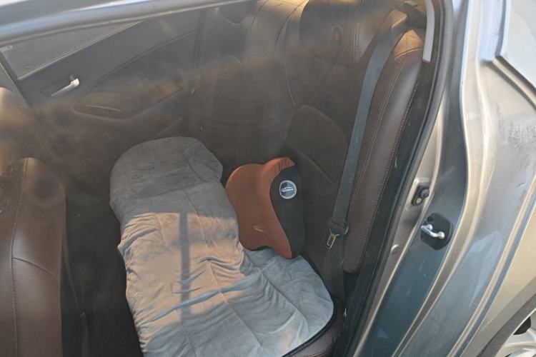 Used Kia K3 2015 1.6L Automatic GL Interior 4