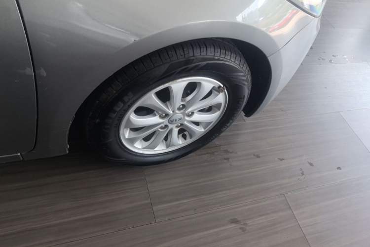 Used Kia K3 2015 1.6L Manual GL Right Rear Wheel Hub