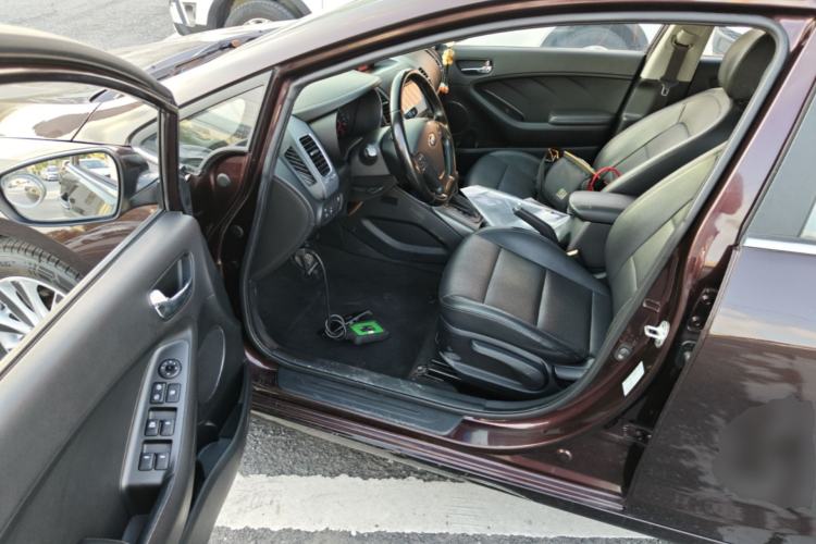 Used Kia K3 2015 1.6L Automatic DLX Driver Seat