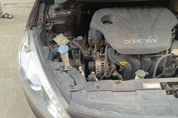 Used Kia K3 2015 1.6L Automatic GLS Engine Bay Right