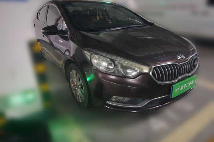 Used Kia K3 2015 1.6L Automatic GLS Front Right 45 Deg