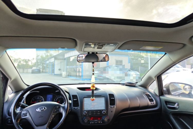 Used Kia K3 2015 1.6L Automatic DLX Headliner