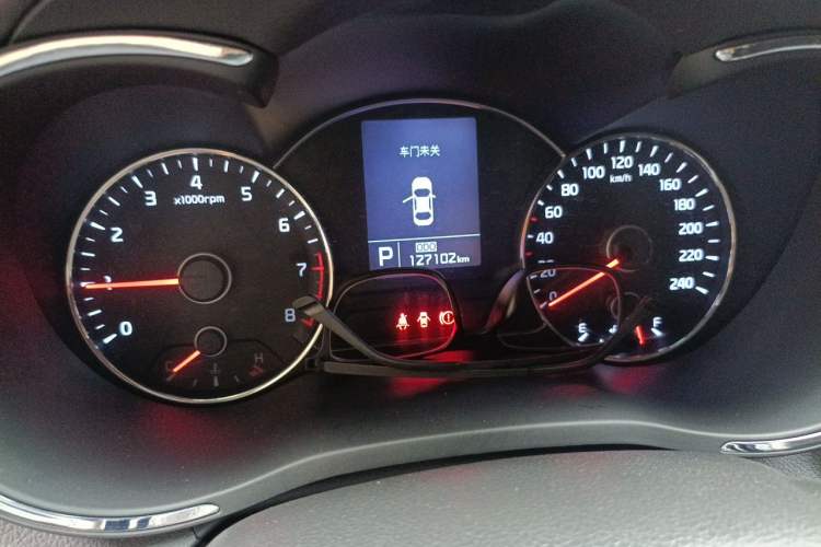 Used Kia K3 2015 1.6L Automatic GLS Odometer Close Up