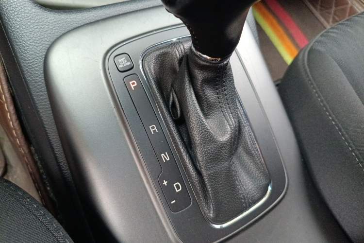 Used Kia K3 2015 1.6L Automatic GLS Vehicle Key
