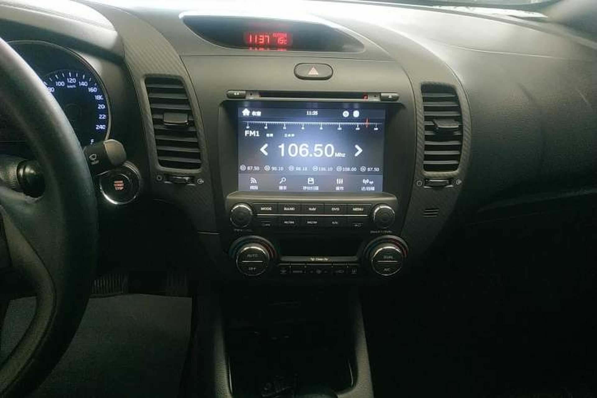 Used Kia K3 2015 1.6L Automatic DLX Audio And AC Panel