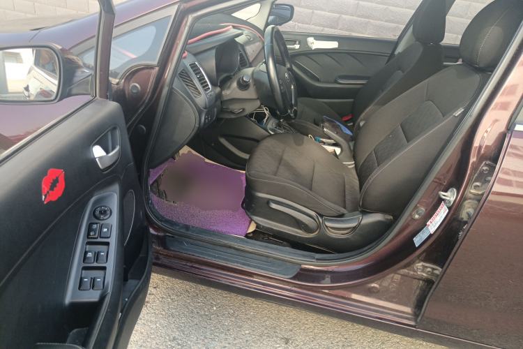 Used Kia K3 2015 1.6L Automatic GLS Driver Seat