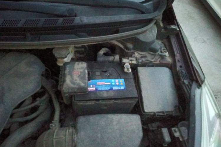 Used Kia K3 2015 1.6L Automatic GLS Engine Bay Left
