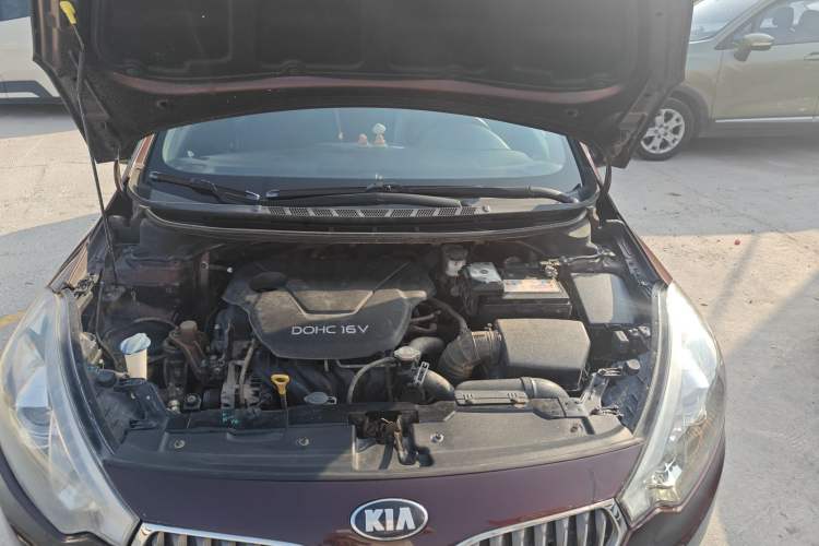 Used Kia K3 2015 1.6L Automatic GLS Engine Bay