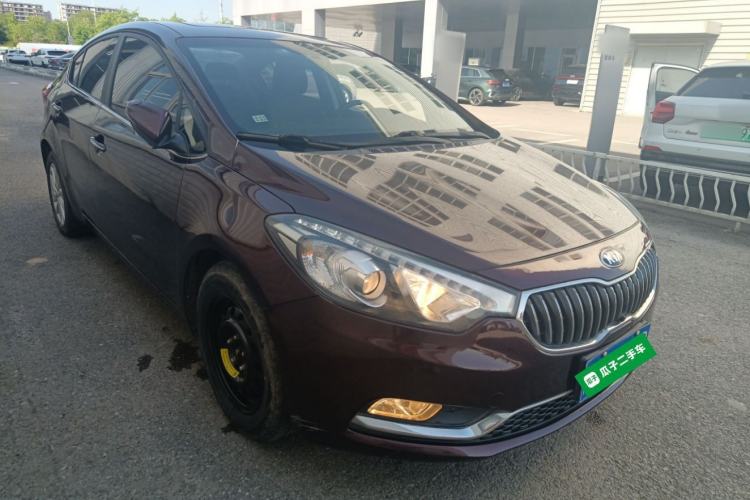 Used Kia K3 2015 1.6L Automatic GLS Front Right 45 Deg