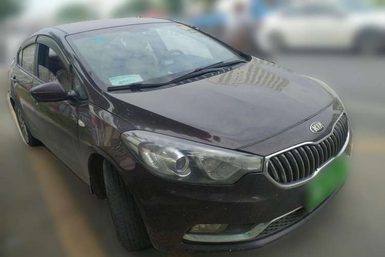 Used Kia K3 2015 1.6L Manual GL Front Right 45 Deg