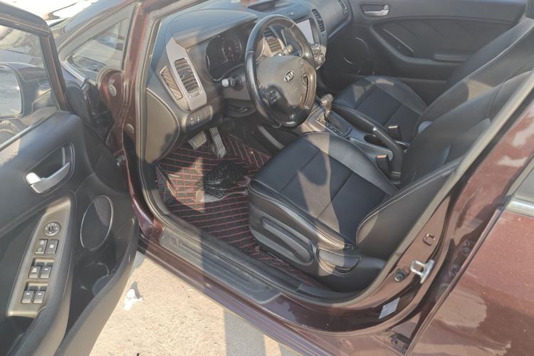 Used Kia K3 2015 1.6L Automatic GLS Interior 3