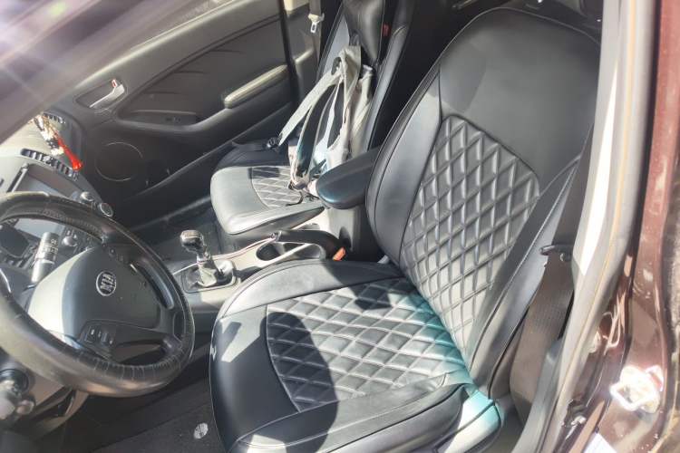 Used Kia K3 2015 1.6L Manual GLS Left Front Seat