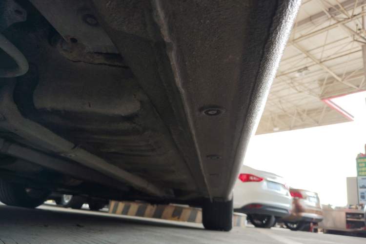 Used Kia K3 2015 1.6L Automatic GL Right Side Sill