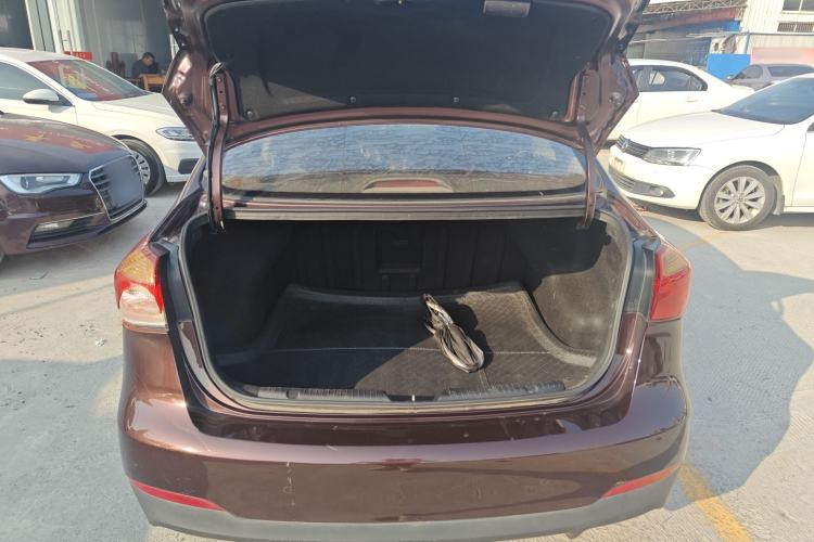 Used Kia K3 2015 1.6L Automatic GLS Trunk