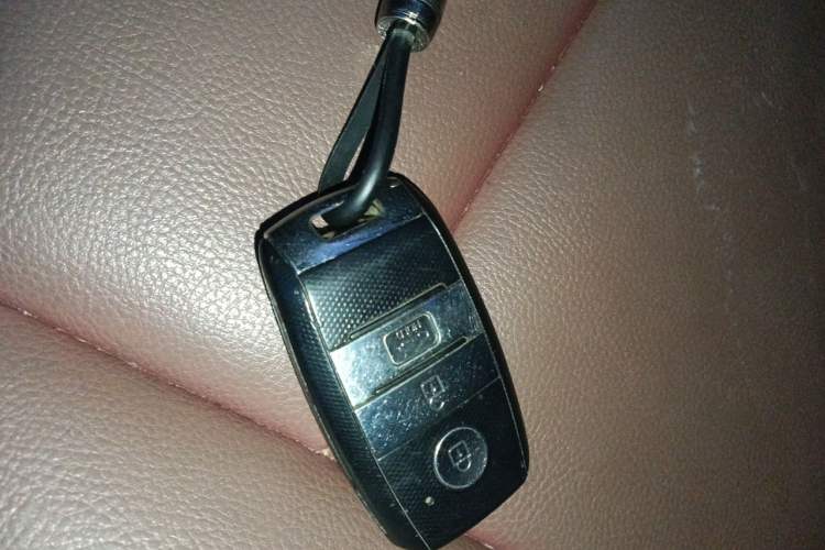 Used Kia K3 2015 1.6L Automatic GLS Vehicle Key