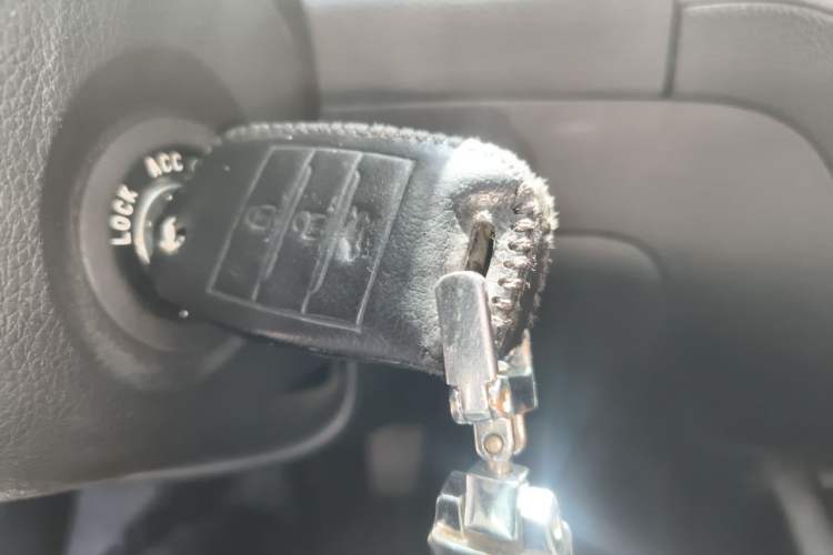 Used Kia K3 2015 1.6L Manual GLS Vehicle Key