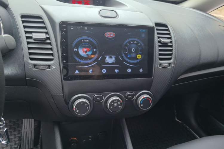 Used Kia K3 2015 1.6L Manual GL Audio And AC Panel